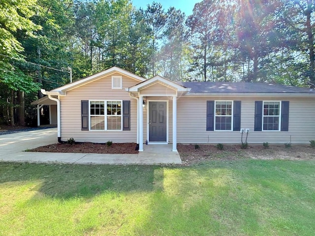 413 Old Brock Rd, Rockmart, GA 30153 - ranch-style house featuring a front lawn