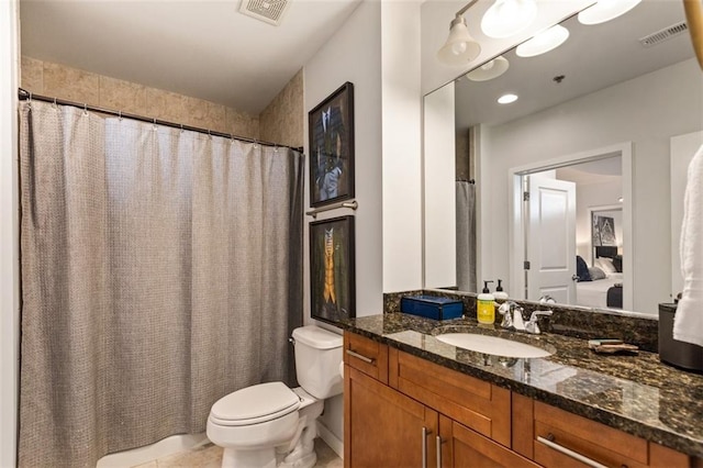 full bathroom with visible vents, toilet, vanity, and a shower with curtain