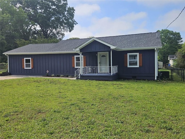 775 Lee Andrews Ave SE, Atlanta, GA 30315 - ranch-style house featuring covered porch, board and batten siding, and a shingled roof