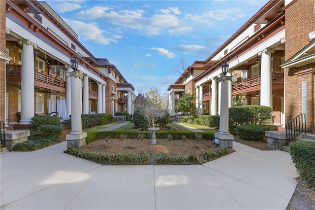 746 N Highland Ave NE Unit 7, Atlanta, GA 30306 - view of property's community featuring a residential view