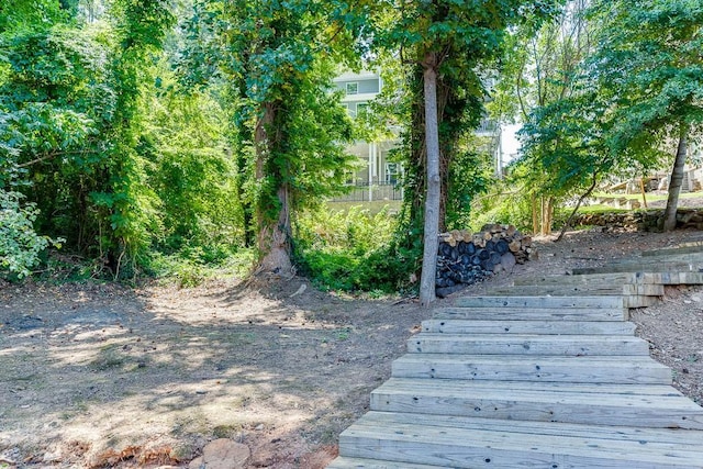 3441 Shoreland Dr, Buford, GA 30518 - view of stairs