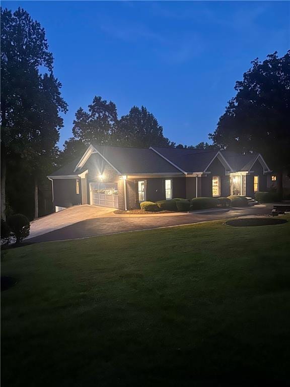 single story home featuring stucco siding