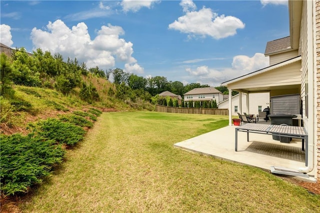 view of yard with a patio area