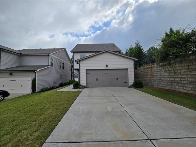 5521 Shallow Branch Dr, Flowery Branch, GA 30542 - view of front of home featuring driveway