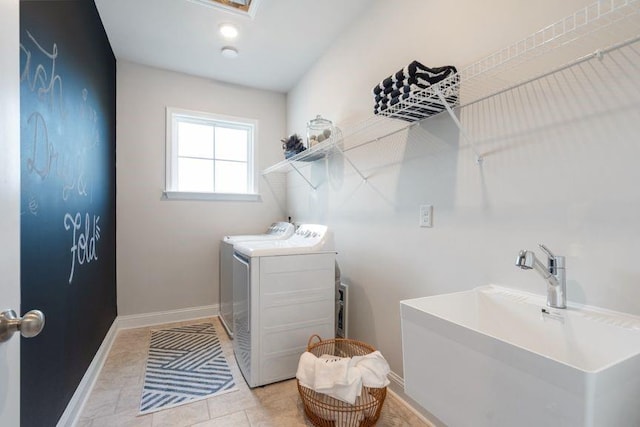 5315 Trescott Path, Cumming, GA 30028 - clothes washing area with washing machine and clothes dryer and baseboards