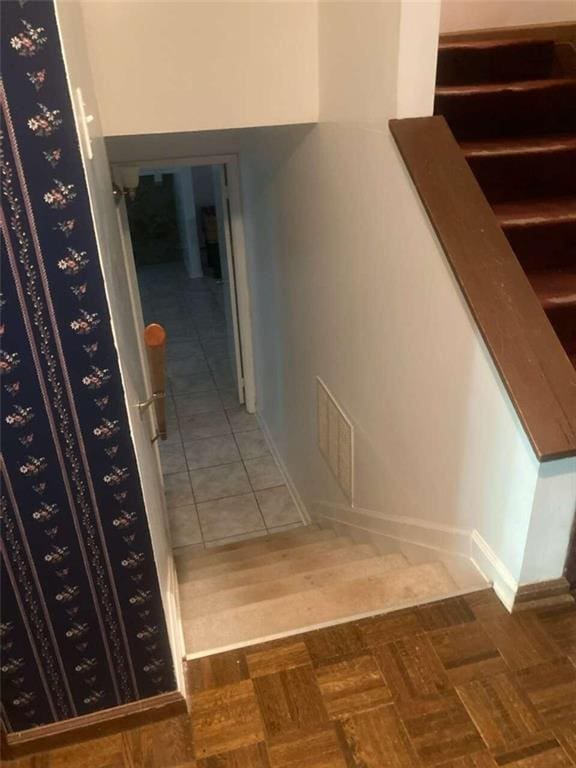 interior space with visible vents and baseboards