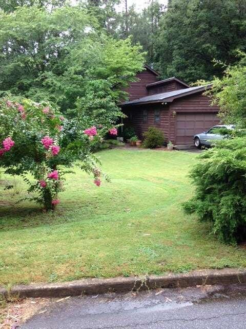 view of yard with an attached garage