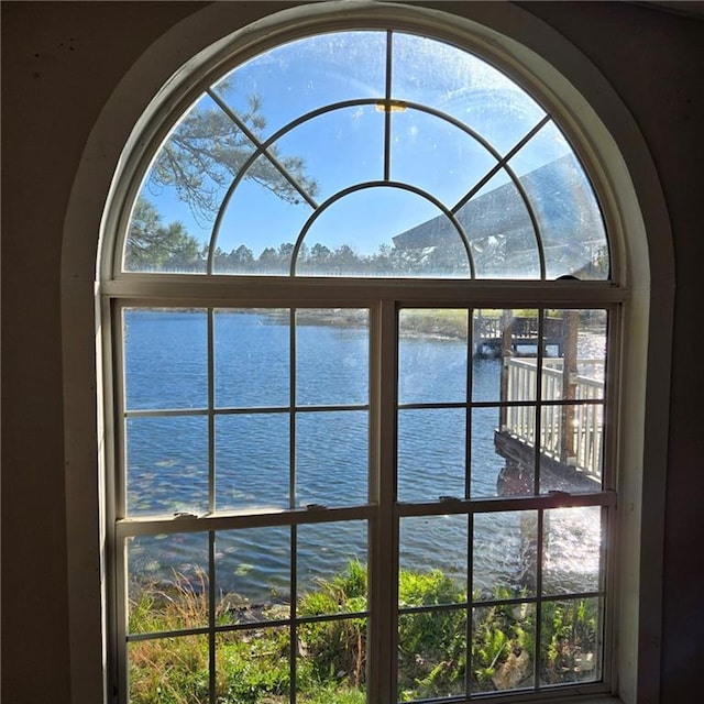 interior details featuring a water view