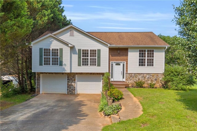6440 Narramore Way, Lula, GA 30554 - bi-level home featuring stone siding, a garage, driveway, and a front lawn