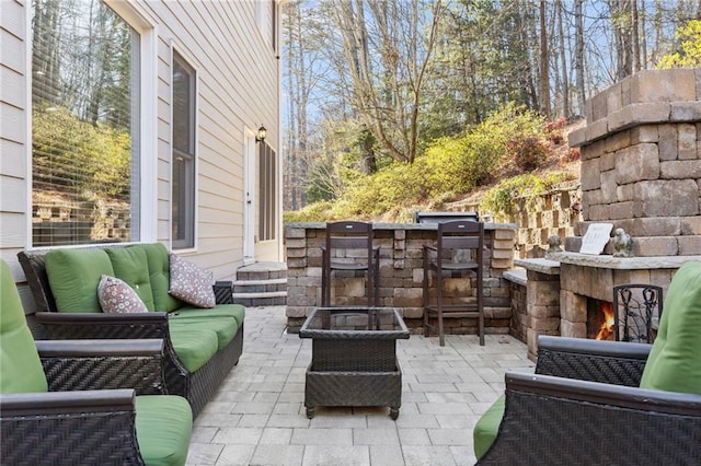 view of patio / terrace featuring an outdoor hangout area