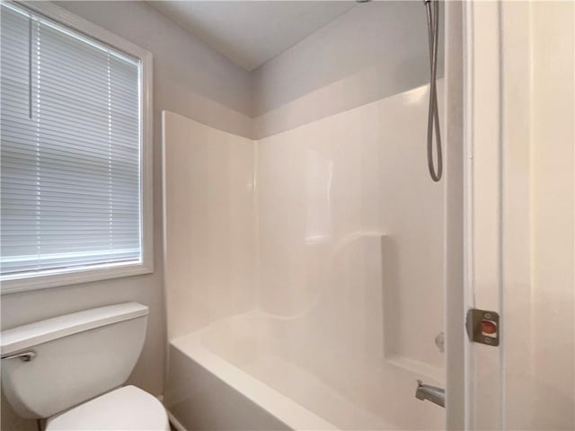 6001 Deer Springs Ln NW, Acworth, GA 30101 - full bathroom featuring toilet and washtub / shower combination