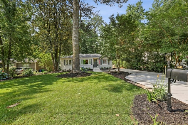 1600 Belle Isle Cir NE, Atlanta, GA 30329 - view of front of property featuring a front yard