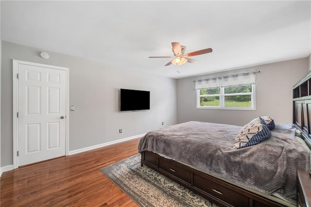 2941 Foothill Trl, Marietta, GA 30066 - bedroom featuring wood finished floors and a ceiling fan