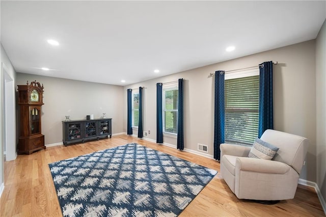 2941 Foothill Trl, Marietta, GA 30066 - sitting room with wood finished floors and recessed lighting