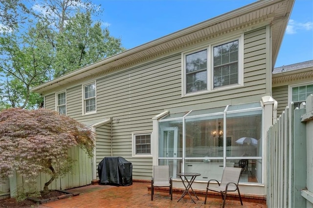 4 Mount Vernon Cir, Atlanta, GA 30338 - back of property with a patio
