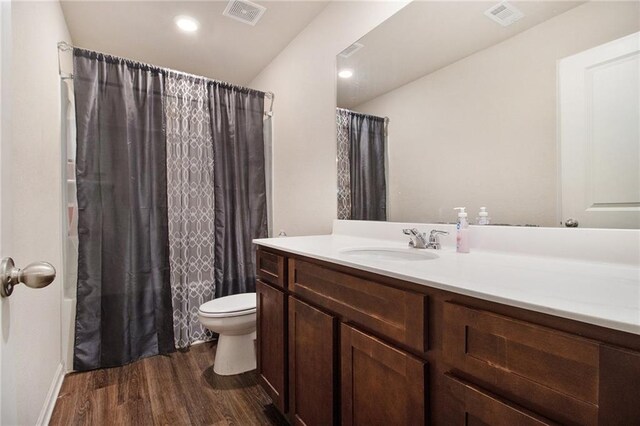 unfurnished bedroom with ceiling fan and light colored carpet