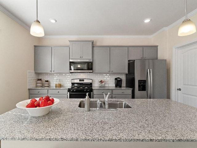 366 Lost Creek Blvd, Dallas, GA 30132 - kitchen with appliances with stainless steel finishes, gray cabinets, a sink, crown molding, and backsplash