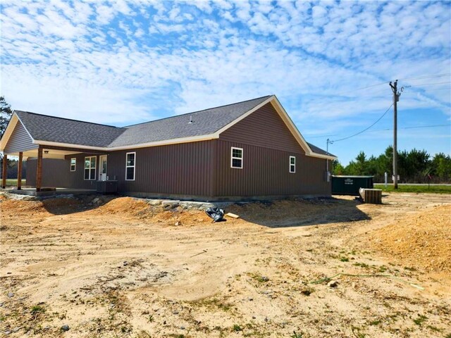 view of property exterior