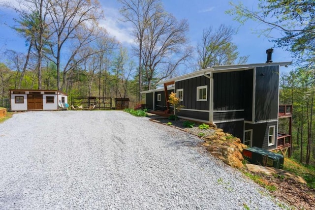 124 Nichols Branch Ln, Clayton, GA 30525 - view of dirt / gravel road