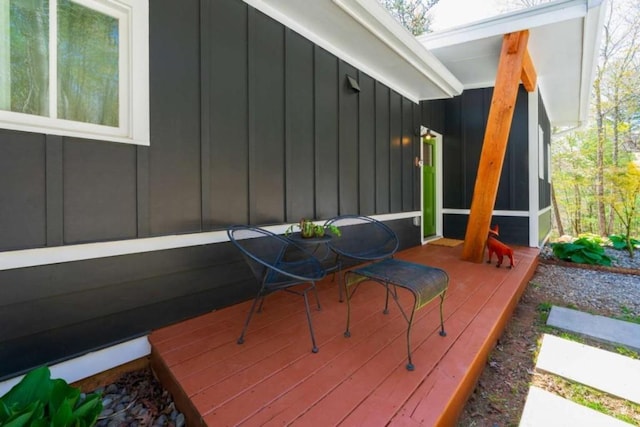 124 Nichols Branch Ln, Clayton, GA 30525 - view of wooden deck