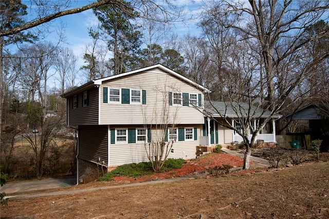 view of front of house