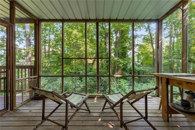1950 Wenlok Trl NE, Marietta, GA 30066 - view of unfurnished sunroom