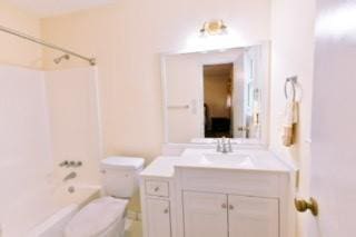 566 Sugar Valley Ln, Conyers, GA 30094 - full bath featuring toilet, bathing tub / shower combination, and vanity