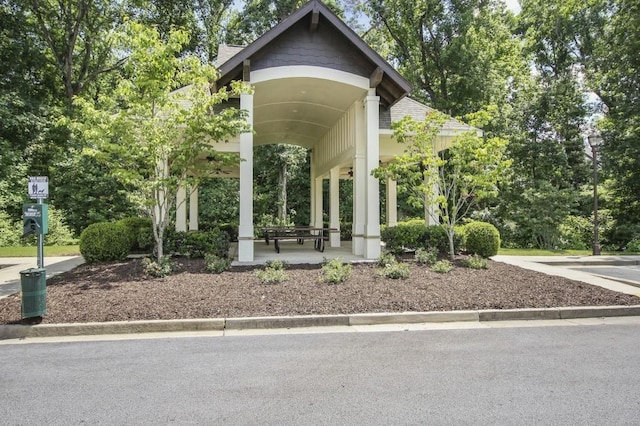6399 Lucent Ln, Atlanta, GA 30328 - surrounding community