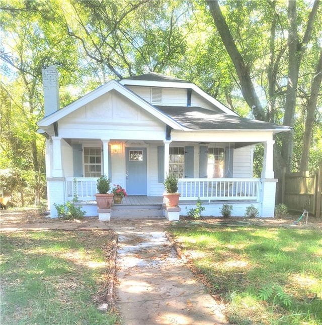 view of front of house with covered porch