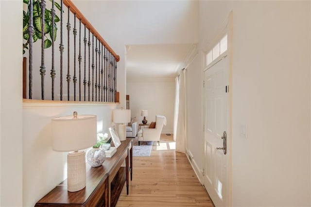 1038 Huntcliff, Atlanta, GA 30350 - hallway featuring light wood-style floors