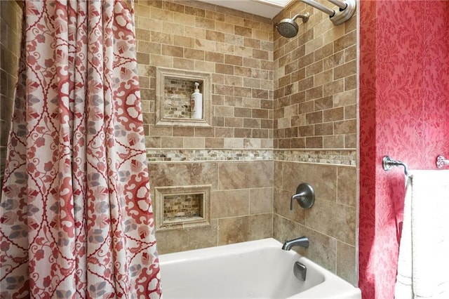 150 Victoria Sta, Woodstock, GA 30189 - bathroom featuring shower / bath combination with curtain