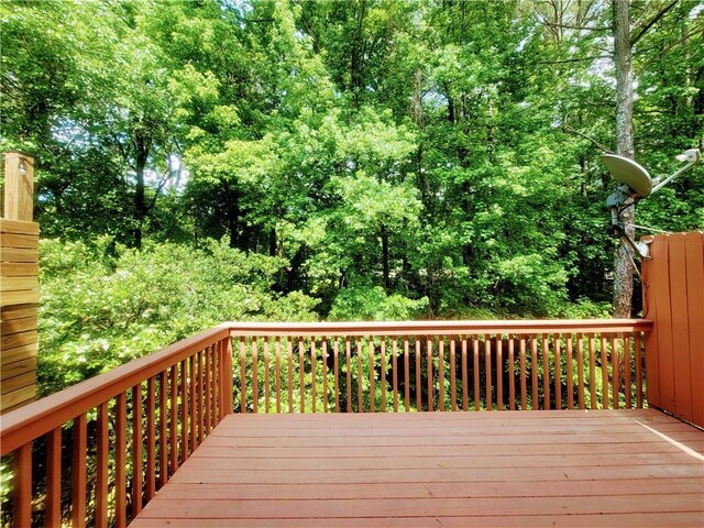 523 Lantern Wood Dr, Scottdale, GA 30079 - view of wooden terrace