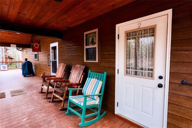 entrance to property with covered porch