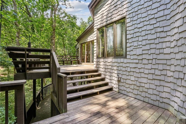 562 Pine Valley Rd SE, Marietta, GA 30067 - wooden terrace with stairs