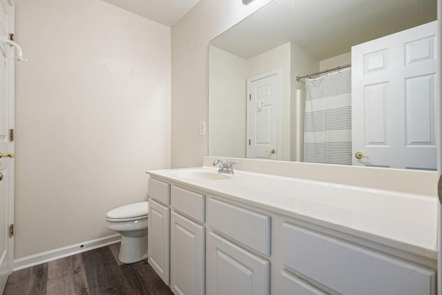 4003 Coachman Ct, Cumming, GA 30040 - bathroom featuring wood finished floors and vanity