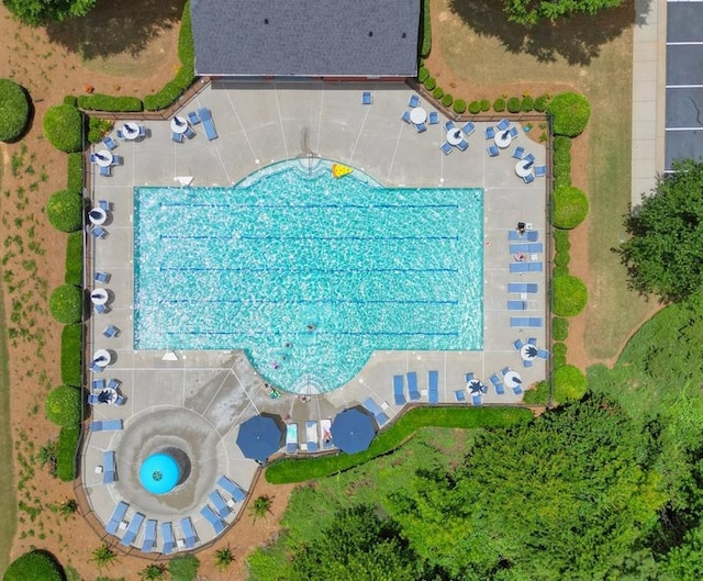 4003 Coachman Ct, Cumming, GA 30040 - bird's eye view of a pool area