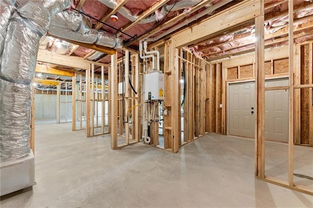 4860 Grandview Ct, Flowery Branch, GA 30542 - unfinished below grade area with water heater
