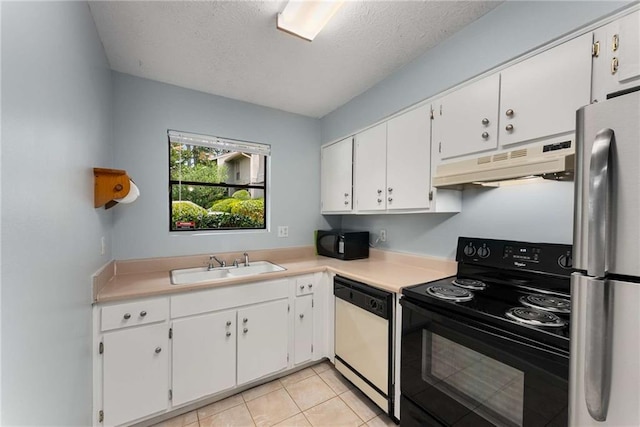 kitchen with black appliances, under cabinet range hood, a sink, a textured ceiling, and light countertops