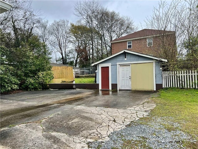632 Monroe St, Macon, GA 31201 - view of outbuilding