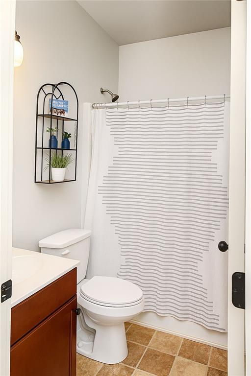 730 Midway Ave, Canton, GA 30114 - full bath with vanity and toilet