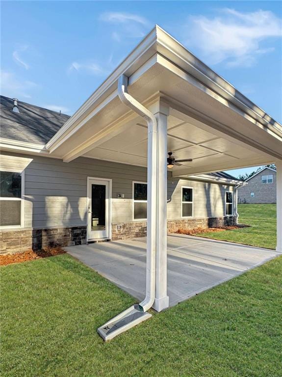 view of patio / terrace with a ceiling fan