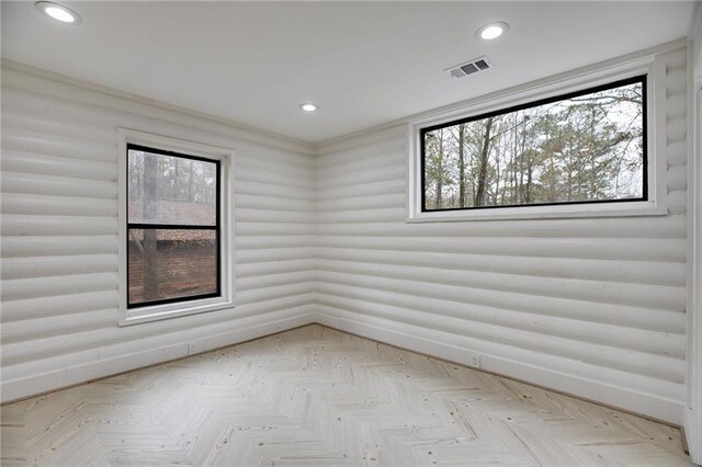 empty room featuring light parquet floors