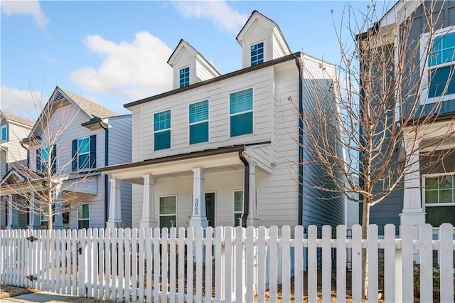 view of front of property featuring a porch