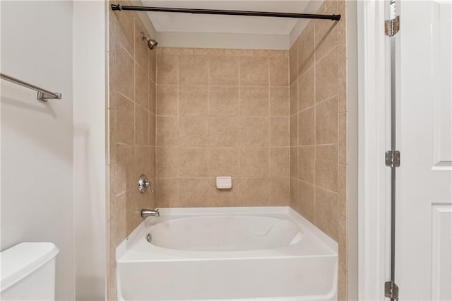 full bath featuring toilet and bathtub / shower combination