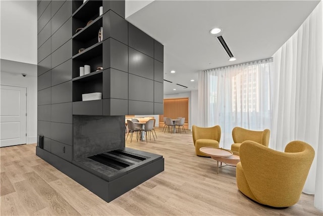 community lobby featuring recessed lighting