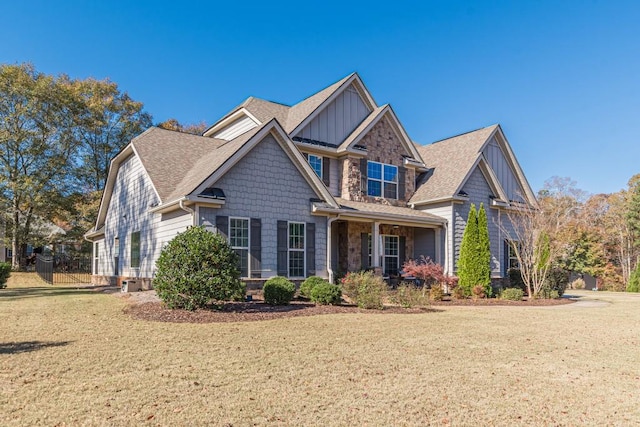 view of front of property with a front lawn