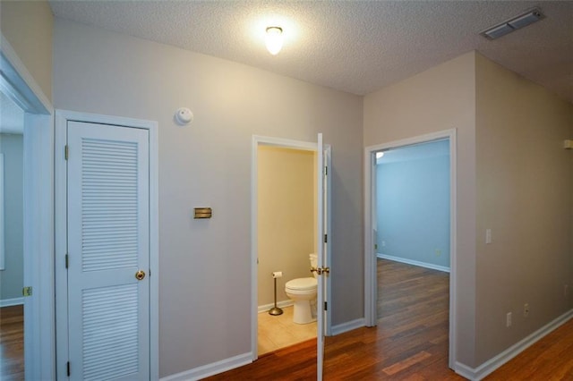 150 Old Mill Rd Unit 115, Cartersville, GA 30120 - corridor featuring wood finished floors and a textured ceiling