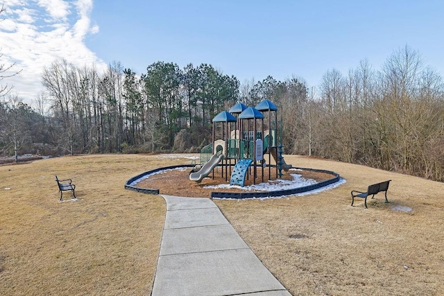 view of jungle gym featuring a yard