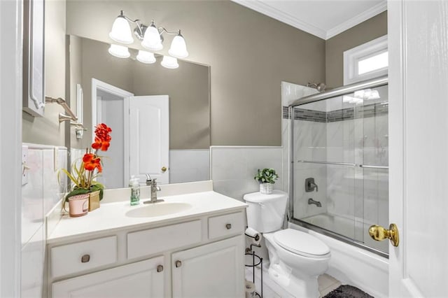 947 Summer Forest Dr, Suwanee, GA 30024 - bathroom with vanity, toilet, crown molding, enclosed tub / shower combo, and tile walls