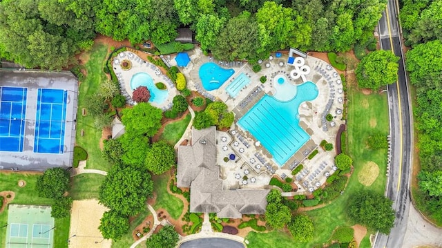 947 Summer Forest Dr, Suwanee, GA 30024 - bird's eye view of a pool area